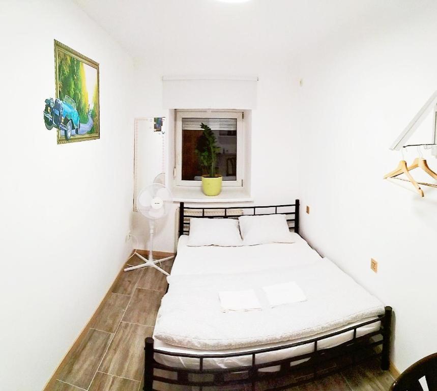 Smart Mini Hotel Viena Exterior foto